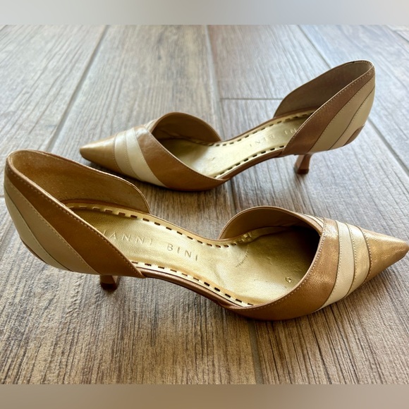 Gianni Bini Leather Vivian Pointy Toe Heels - Picture 2 of 12